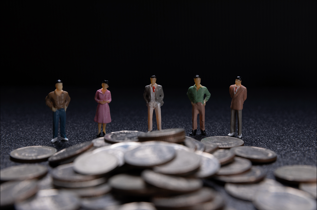 Harmonizing Family Wealth with Astrological Compatibility: Insights for Generational Prosperity